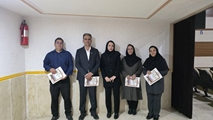 به مناسبت گرامیداشت روز کارمند، از کارکنان نمونه شبکه بهداشتی، درمانی و آموزشی و بیمارستان حضرت امام خمینی(ره) شهرستان آباده، در نشست شورای اداری شهرستان تجلیل شد.